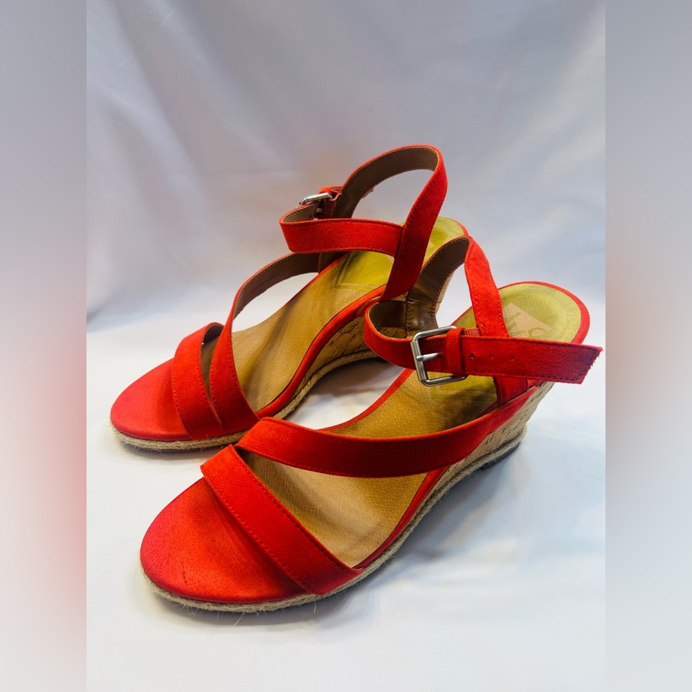 Dolce Vita  dv8 Red Strappy Cork Wedge Sandals